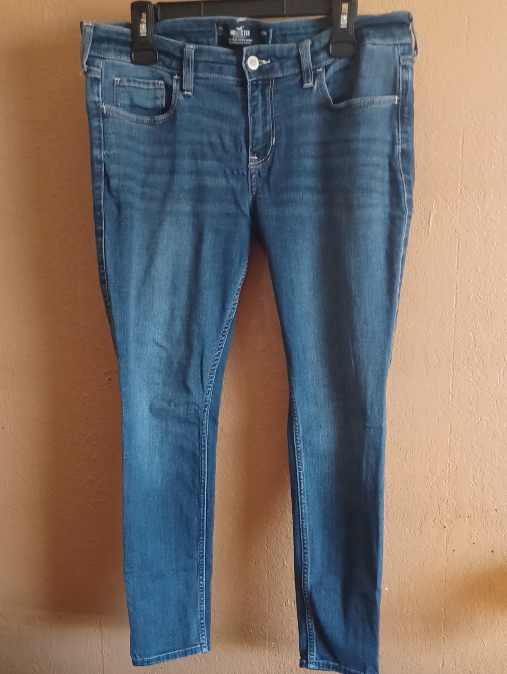 Hollister Women’s Skinny Jeans - Dark Blue Wash Size 12S